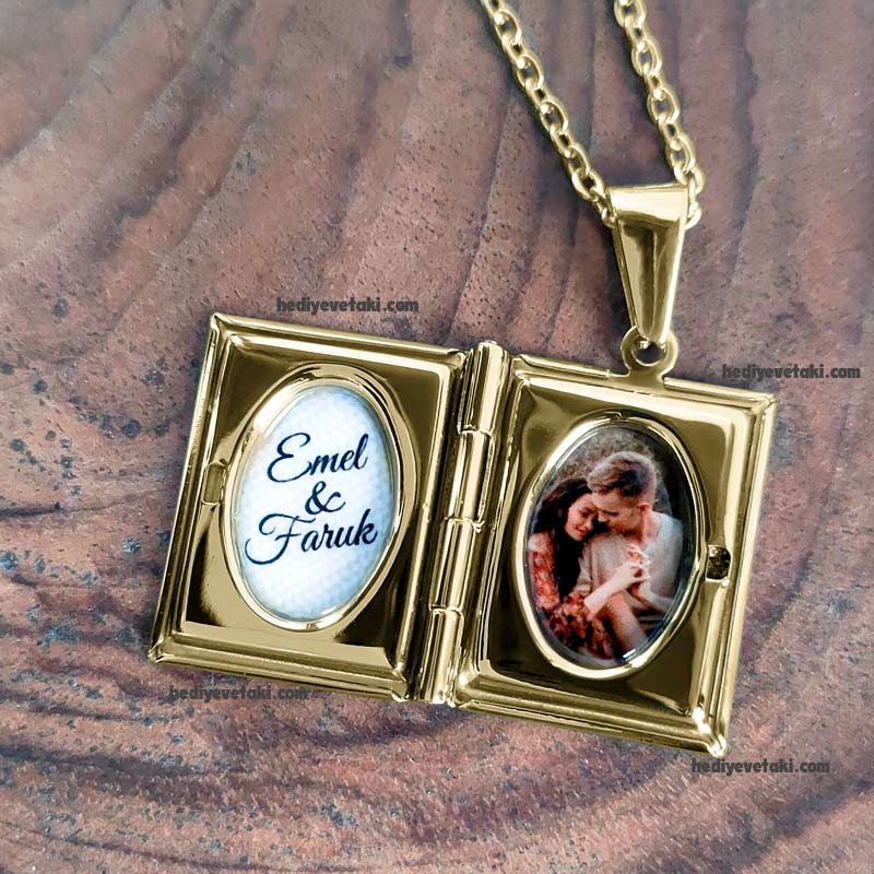 Altın Kaplama İçine Fotoğraf Konulan Kitap Kolye 1 Altın Kaplama İçine Fotoğraf Konulan Kitap Kolye