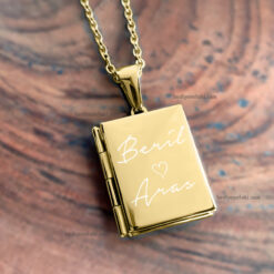 Alternative view of Altın Kaplama İçine Fotoğraf Konulan Kitap Kolye