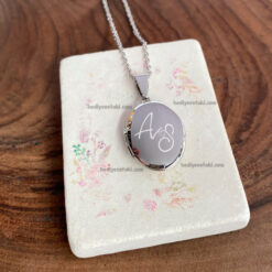 Alternative view of Oval İçi Açılan Kapaklı Kolye